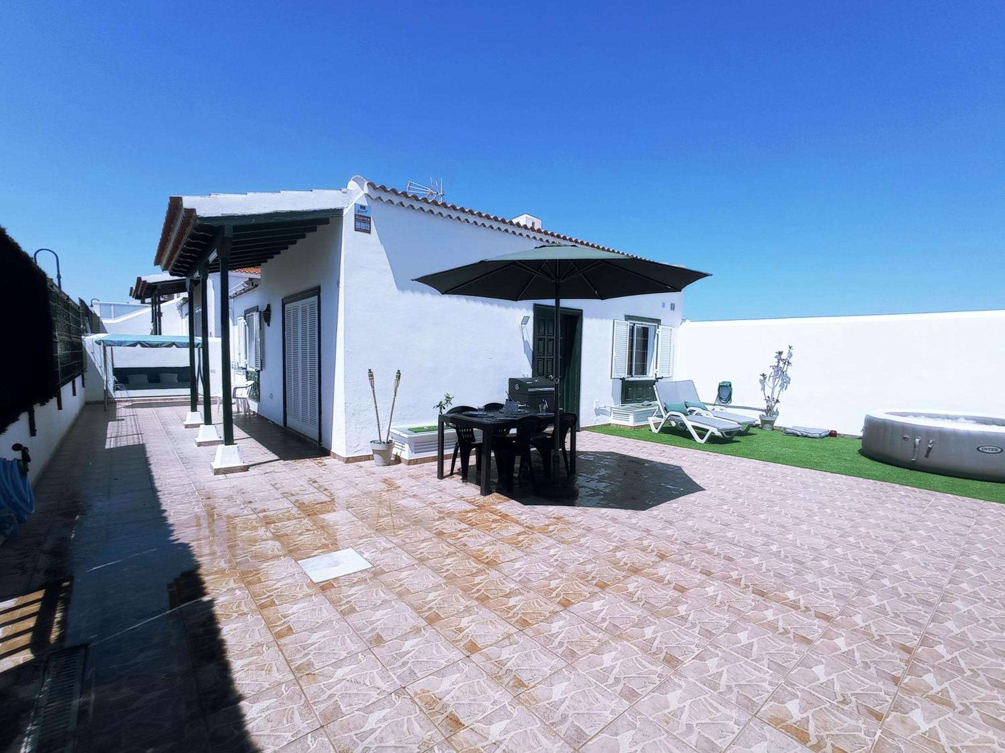 Live Abades Playa Chica & Terrace Apartment Bagian luar foto