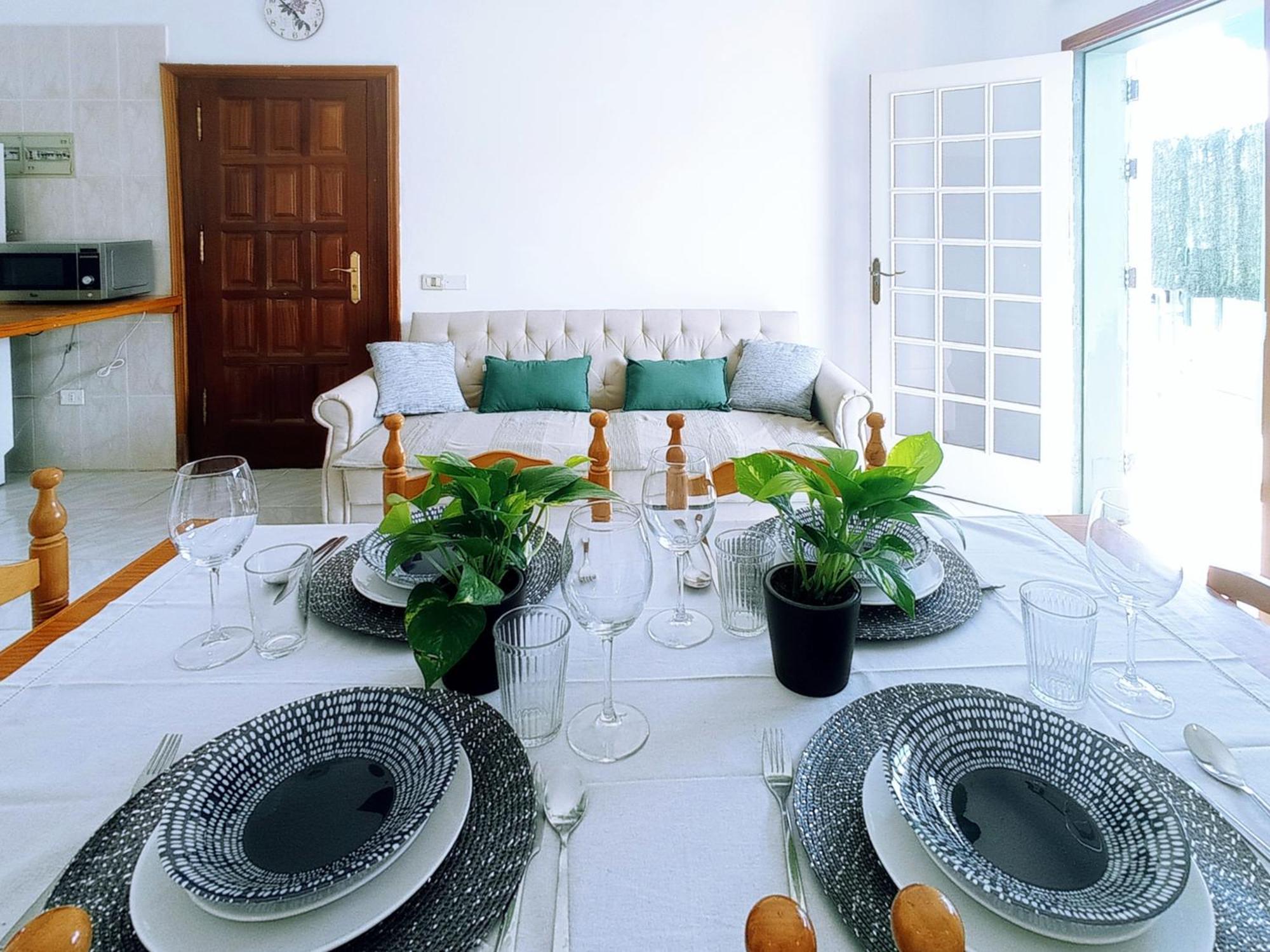 Live Abades Playa Chica & Terrace Apartment Bagian luar foto